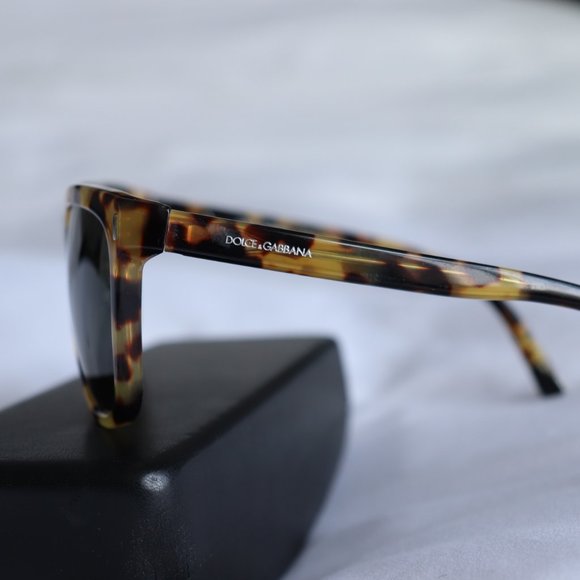 Dolce & Gabbana Cube Havana - Tortoise Square - Picture 2 of 8